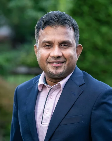 Chaminda Thalgahagoda, Director