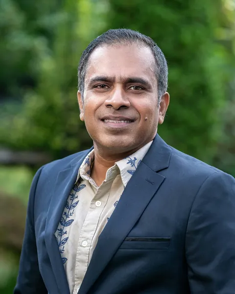 Dimuthu Senarathna